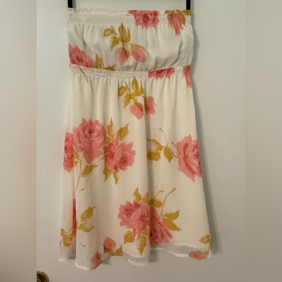 Quicksilver Romantic soft palette strapless mini dress - Picture 1 of 8